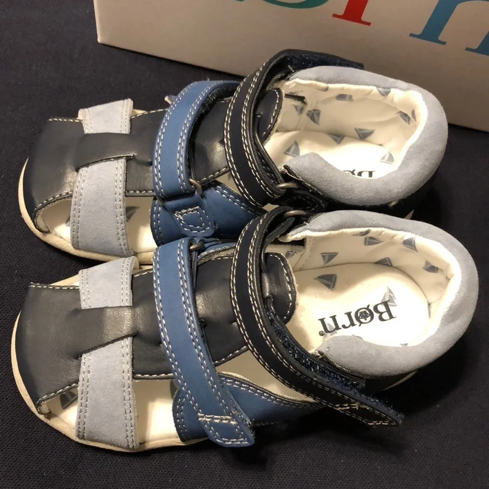 Born blue boys shoes size 8 NWT ..